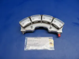 Cessna 421 Cleveland Brake Caliper w/ New Linings P/N 30-100 REBUILT (0326-1761)